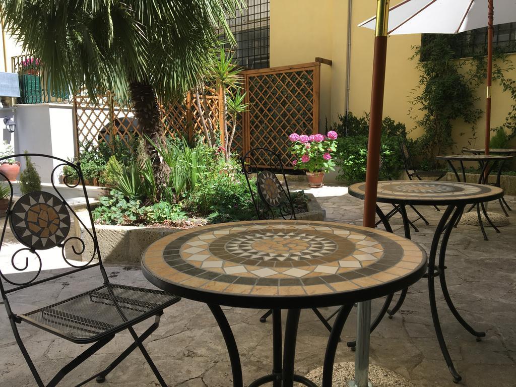 Hotel Domus Terenzio
