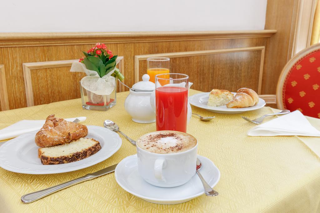 Residenza Paolo Vi Hotel Rome