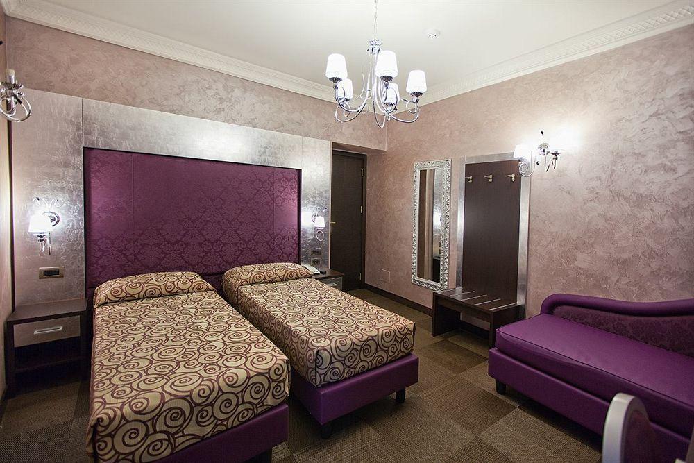 Hotel Romano Hotel Rome
