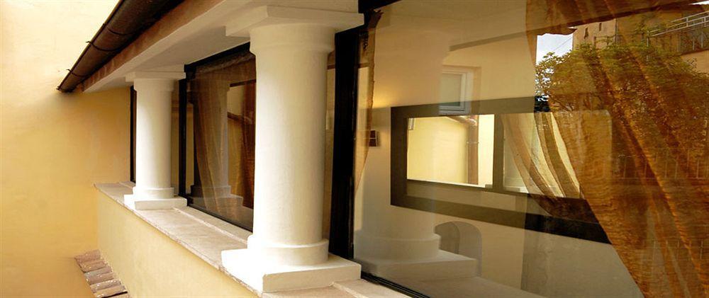 Navona Luxury Aparthotel Rome