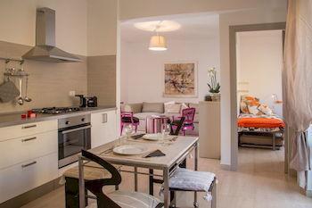 Iron Bridge Accommodation 2* Rome