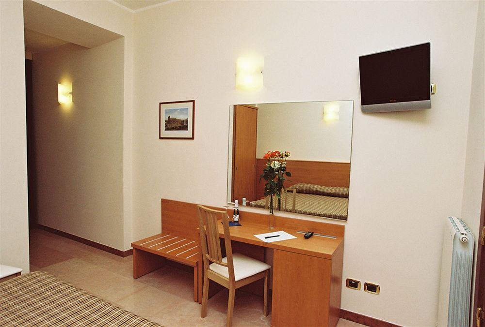 Principe Eugenio Hotel 3*