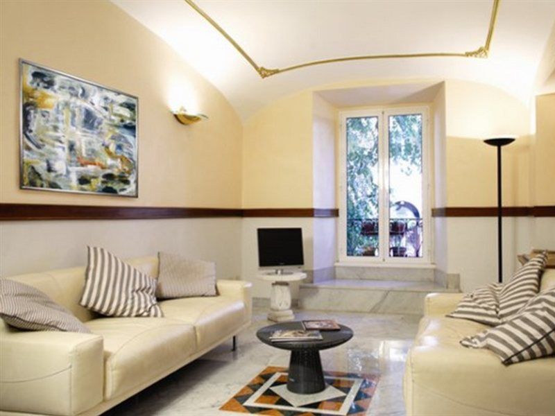 Hotel Priscilla