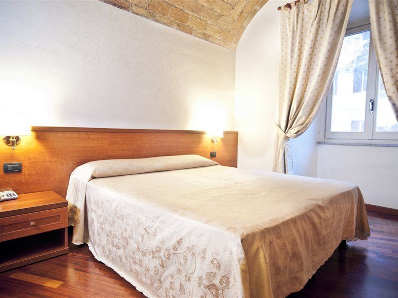 Priscilla Hotel