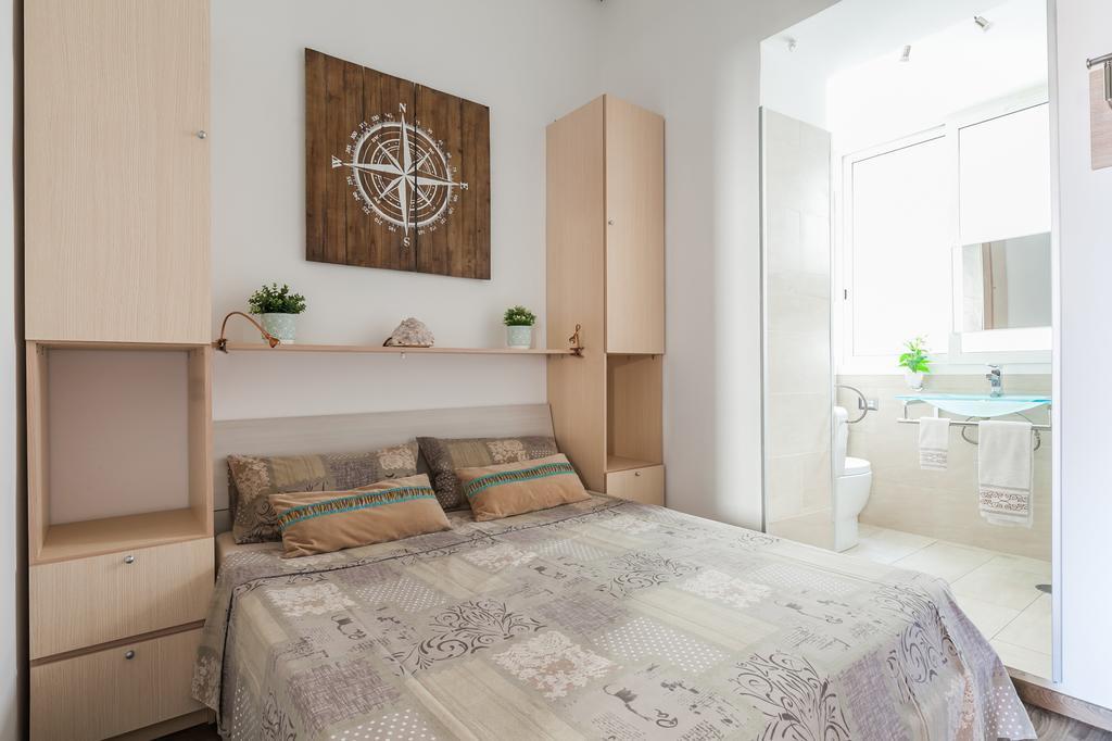 House Borgo Pio 195 Rome