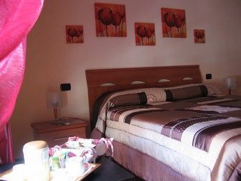 Stasera A Casa Da M.e. Couette-café