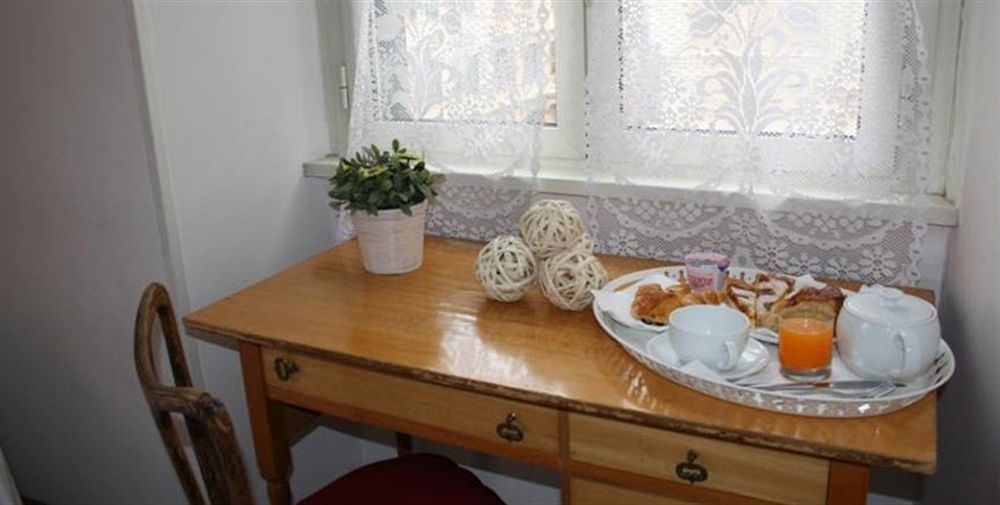 Marvi Hotel
