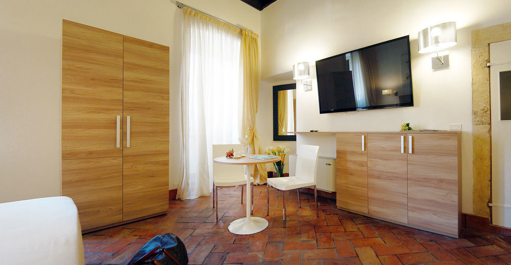 Navona Luxury Aparthotel Rome
