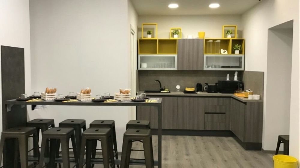 Bed & Breakfast Sensation House