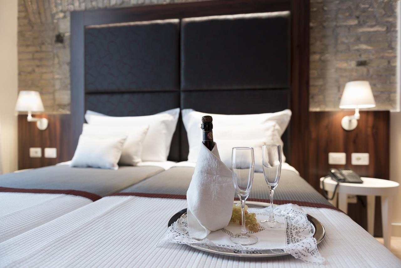 Navona Luxury Couette-café 2*