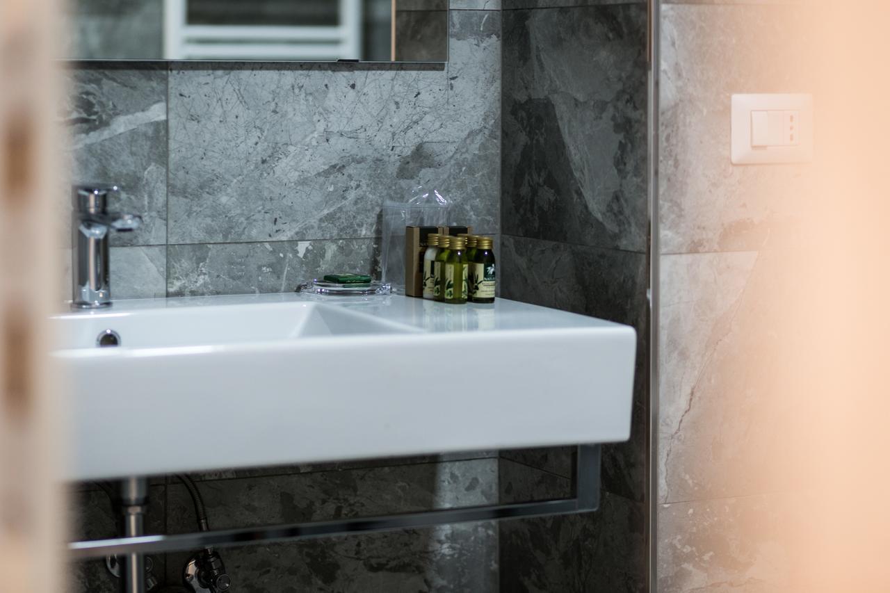 Vinci House 3* Rome