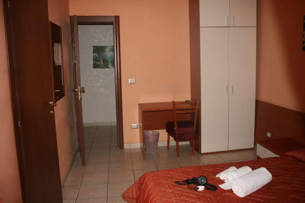 Folia Guest house 2*
