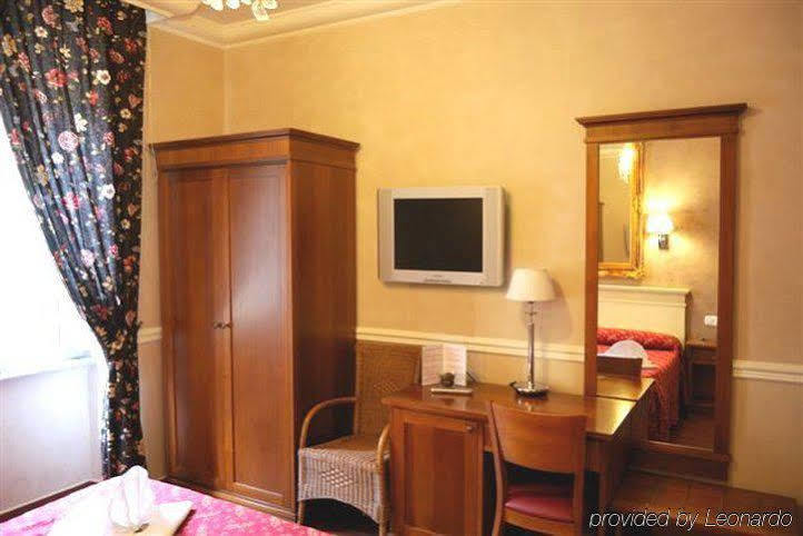 Caravaggio Hotel 3*