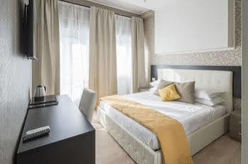 Hotel Happy