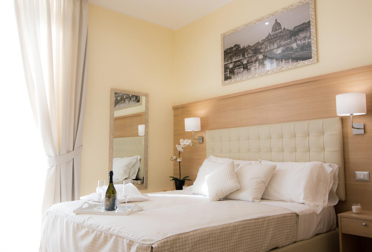 Esposizione Palace Hotel 2*