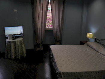 Piazza Istria Couette-café 3*