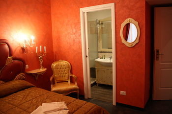 Pope's Couette-café Rome