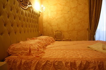 Pope's Couette-café 2*