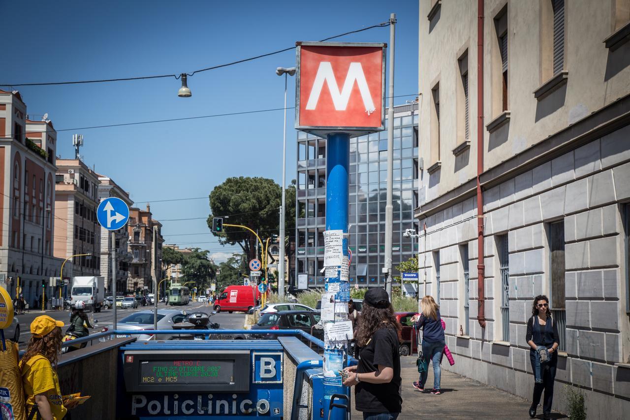 Bed & Breakfast La Piazzetta Delle Regine Roma