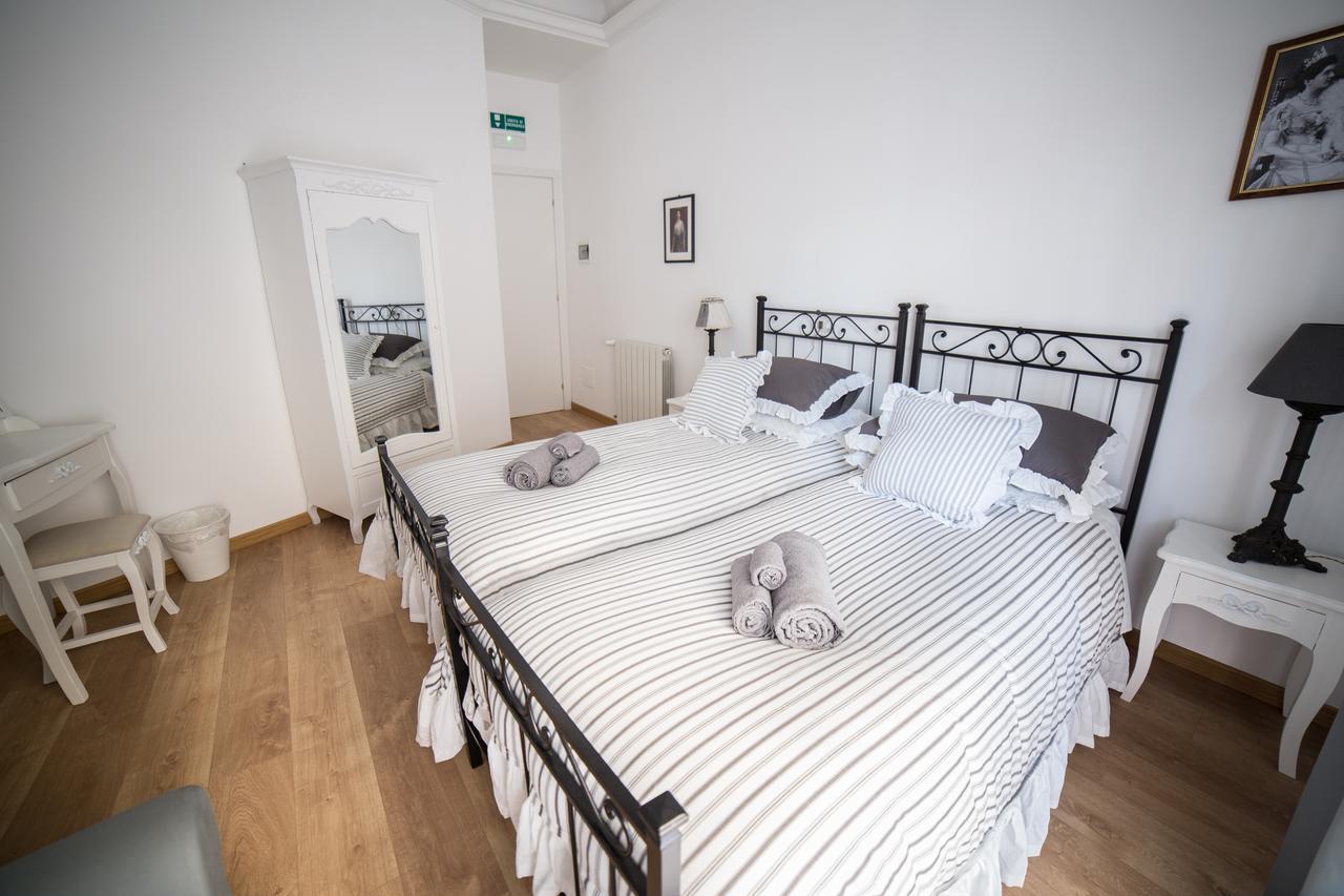 La Piazzetta Delle Regine Bed & Breakfast Roma
