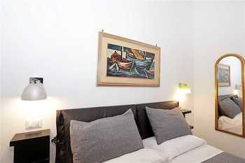 Houspitality Caesar Bed & Breakfast