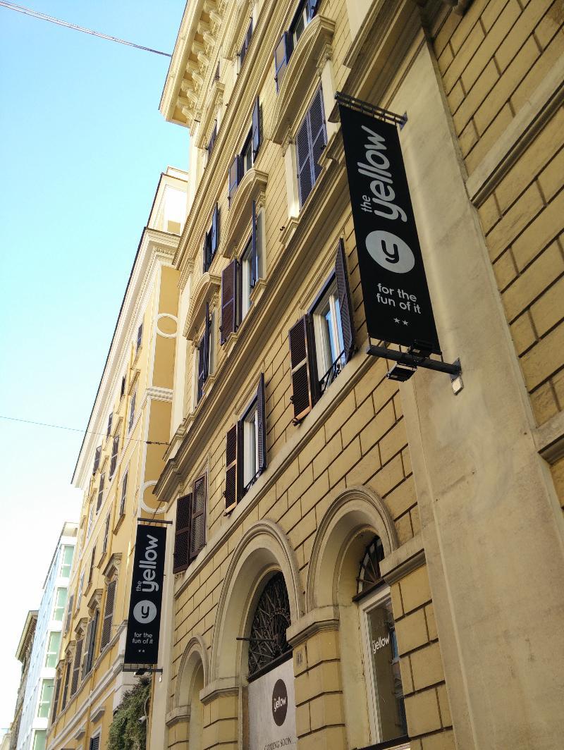 Yellowsquare * Rome