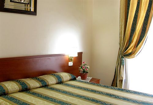 Hotel Maryelen 2 3*