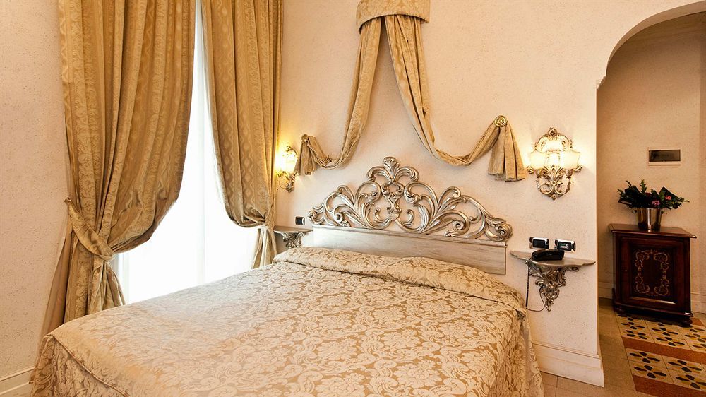 Hotel Aventino 3*
