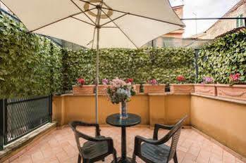 Artorius 2* Rome