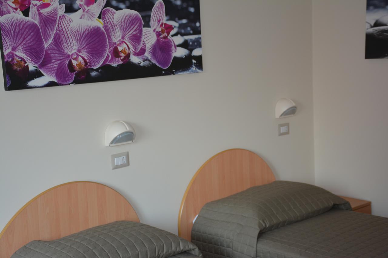 Guest house Madre Chiara Domus 3*