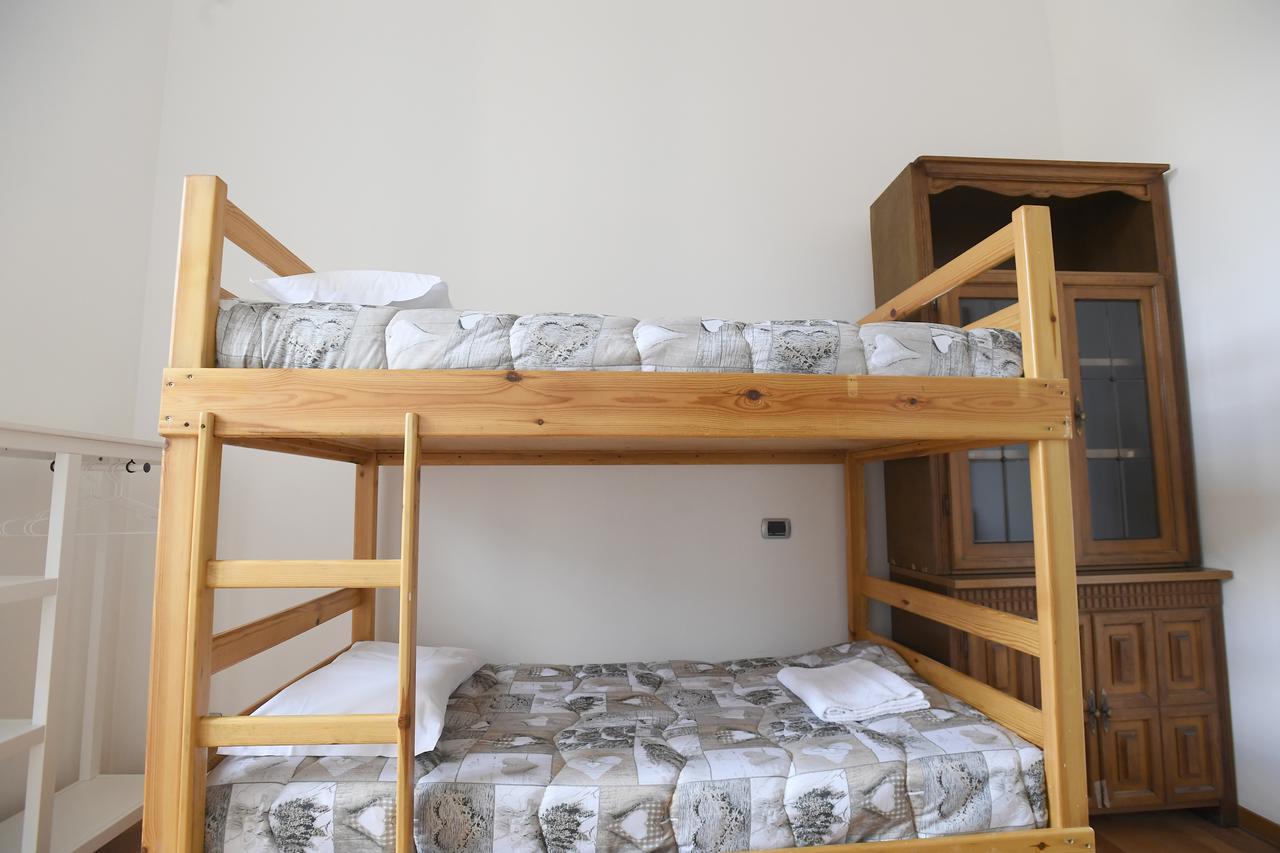 Lo Apartment *