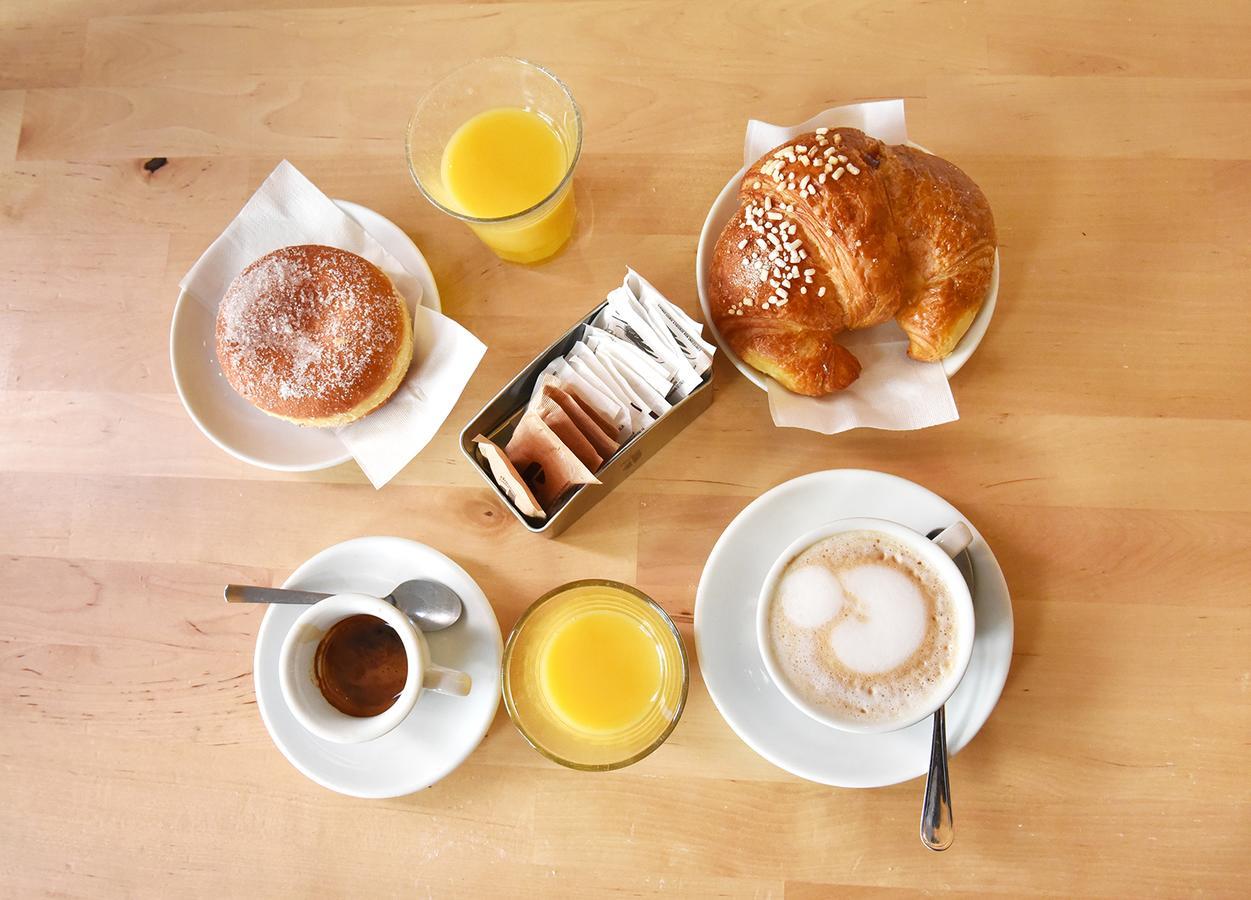 Bed & Breakfast Grammy