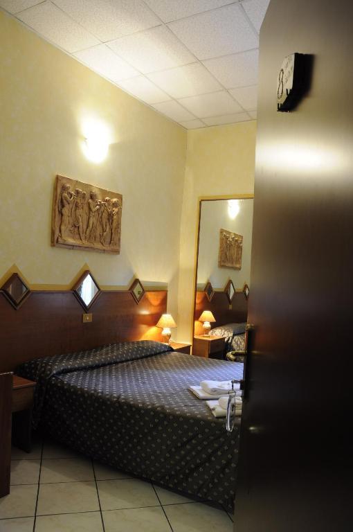 Hotel Farini Roma