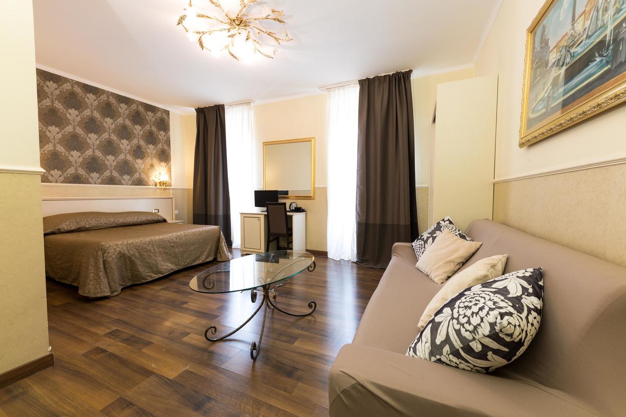 Anfiteatro Flavio 3* Rome