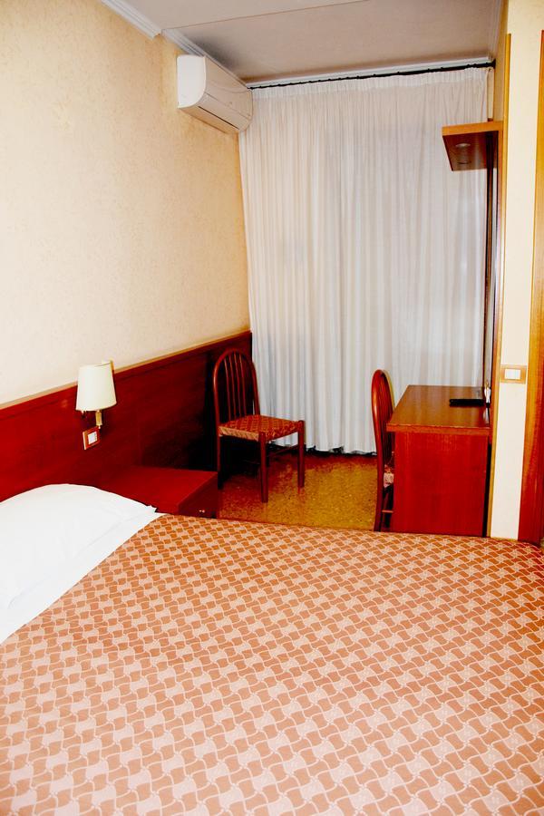Bruna Hotel