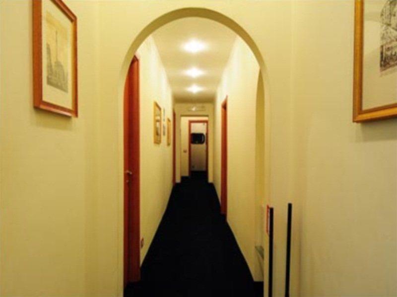 Intrastevere 3* Rome