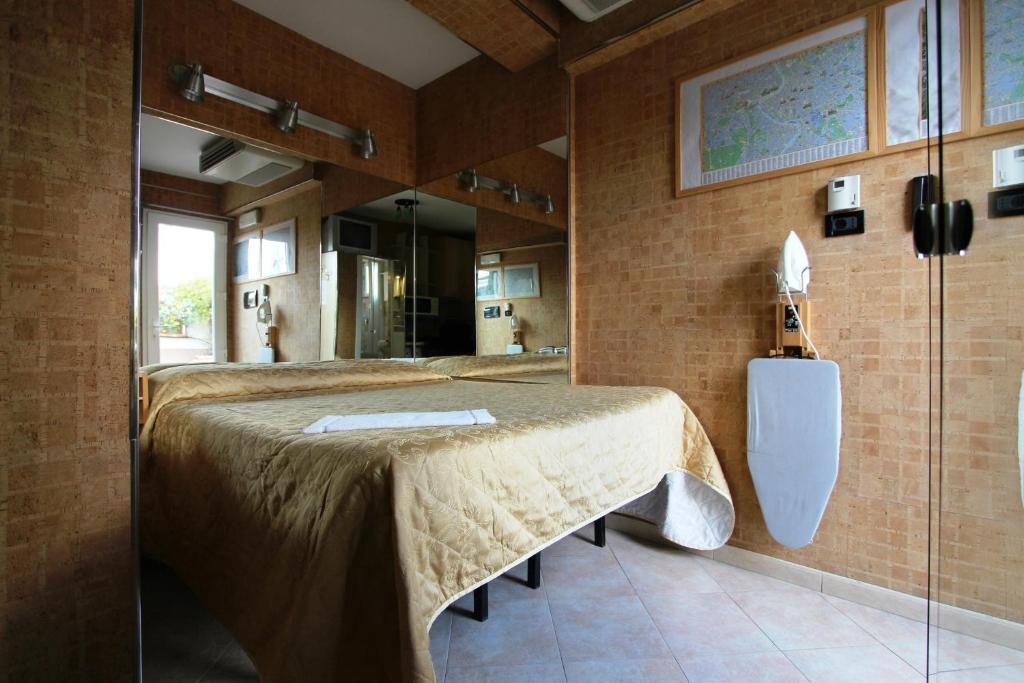 Candia Aparthotel Rome
