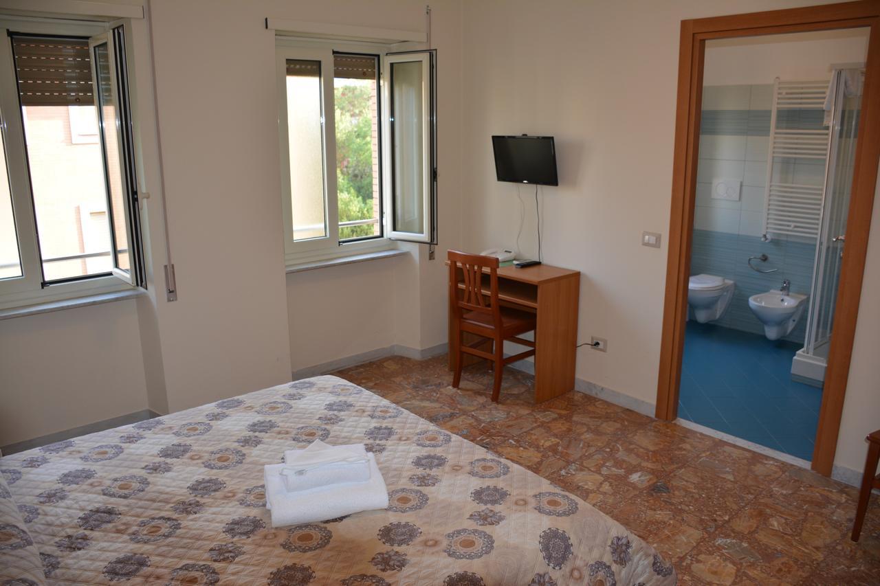 Guest house Madre Chiara Domus 3*