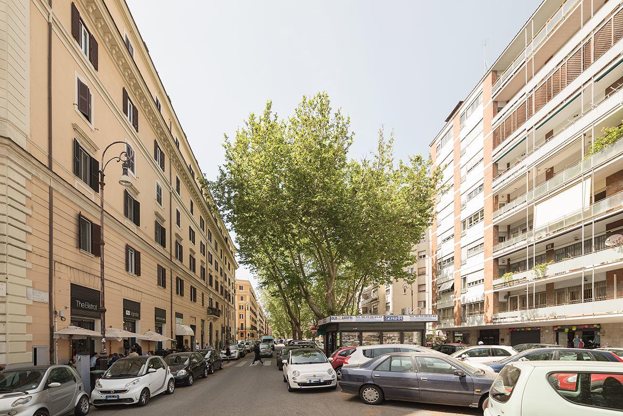 Sweet Near Metro Flaminio Apartment Rome