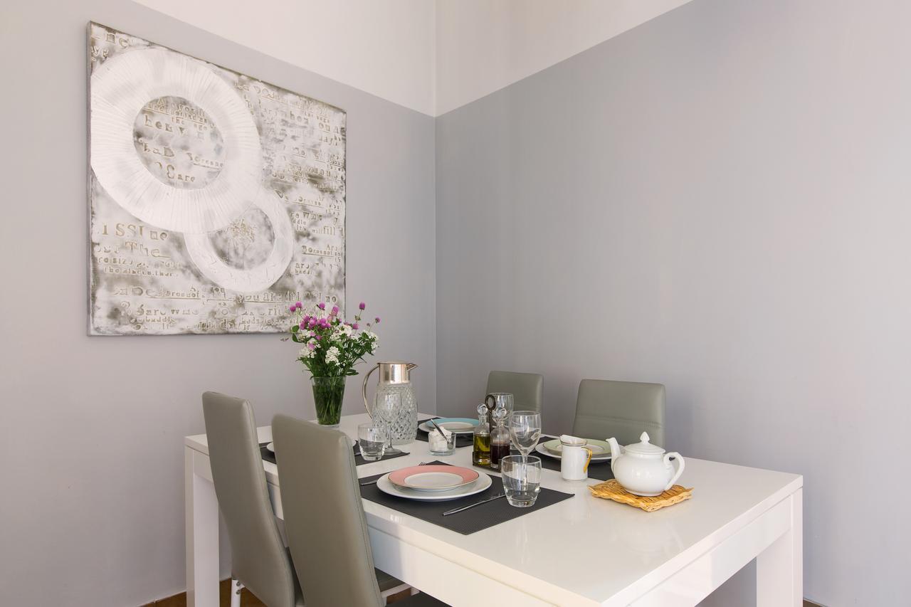 Romac Medici 3-bedroom Holiday Near Spanish Steps Rome