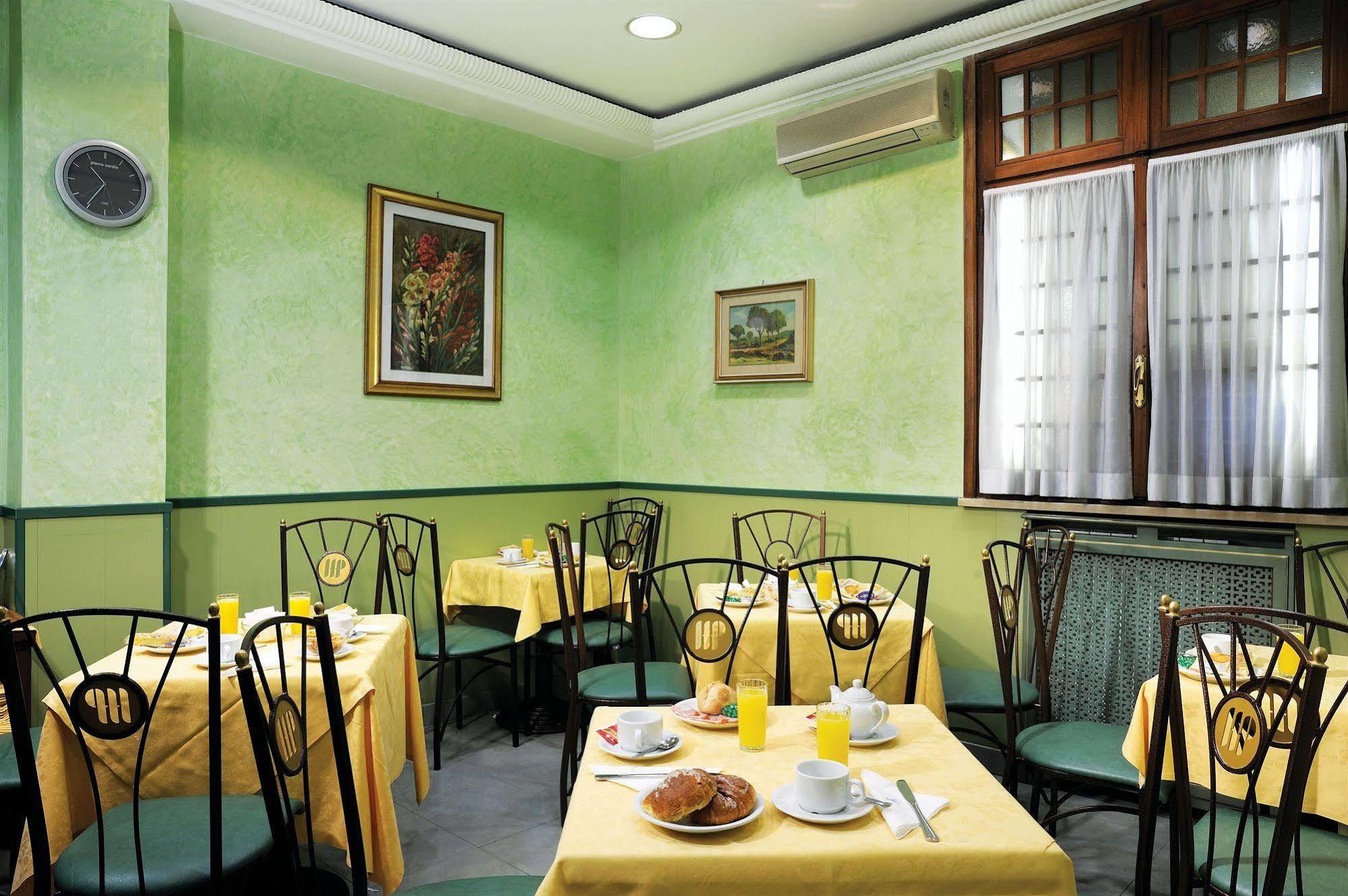Hotel Augustea 3*