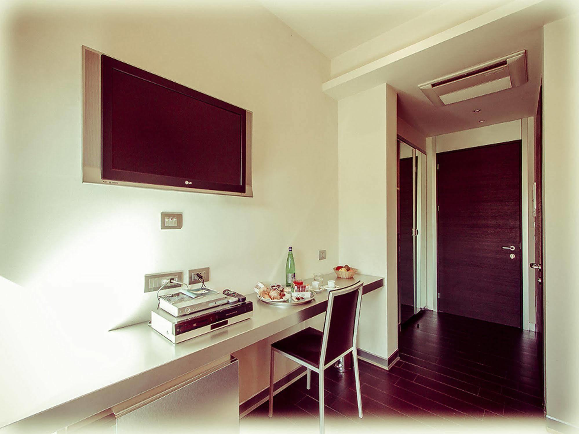 All Ways Garden & Leisure 4*