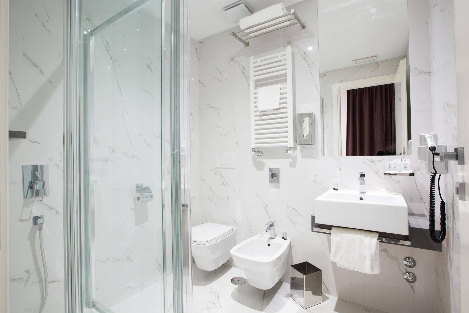 Hotel Crosti 3*