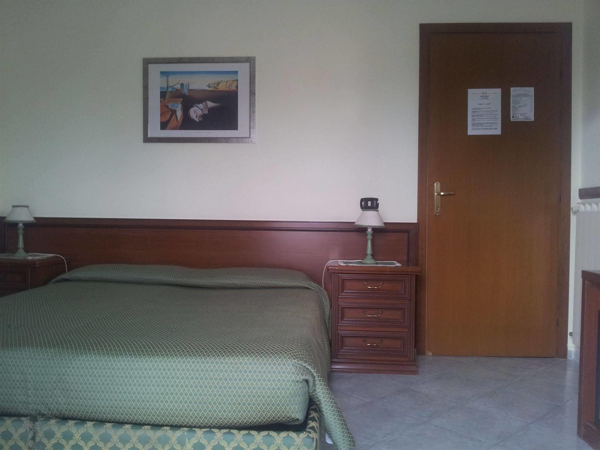 Octavia Hotel