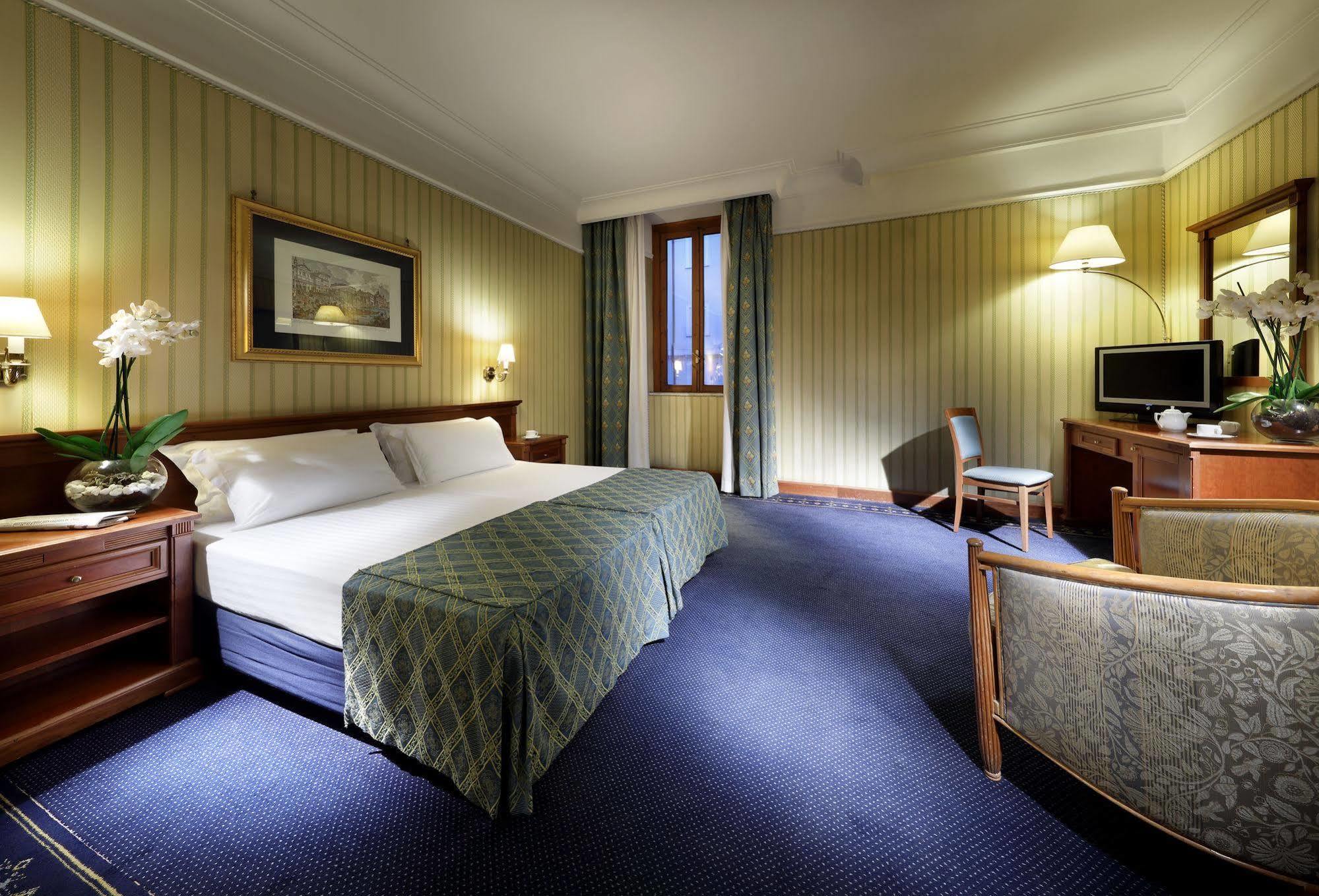Exe International Palace Hotel
