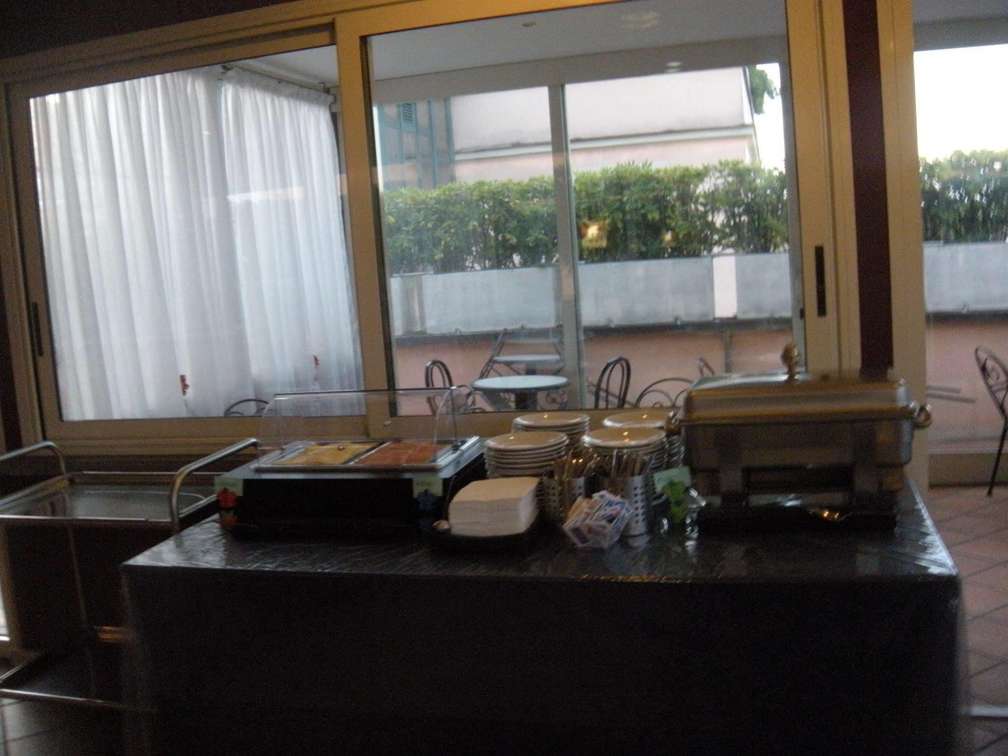 Center 2 Hotel Rome