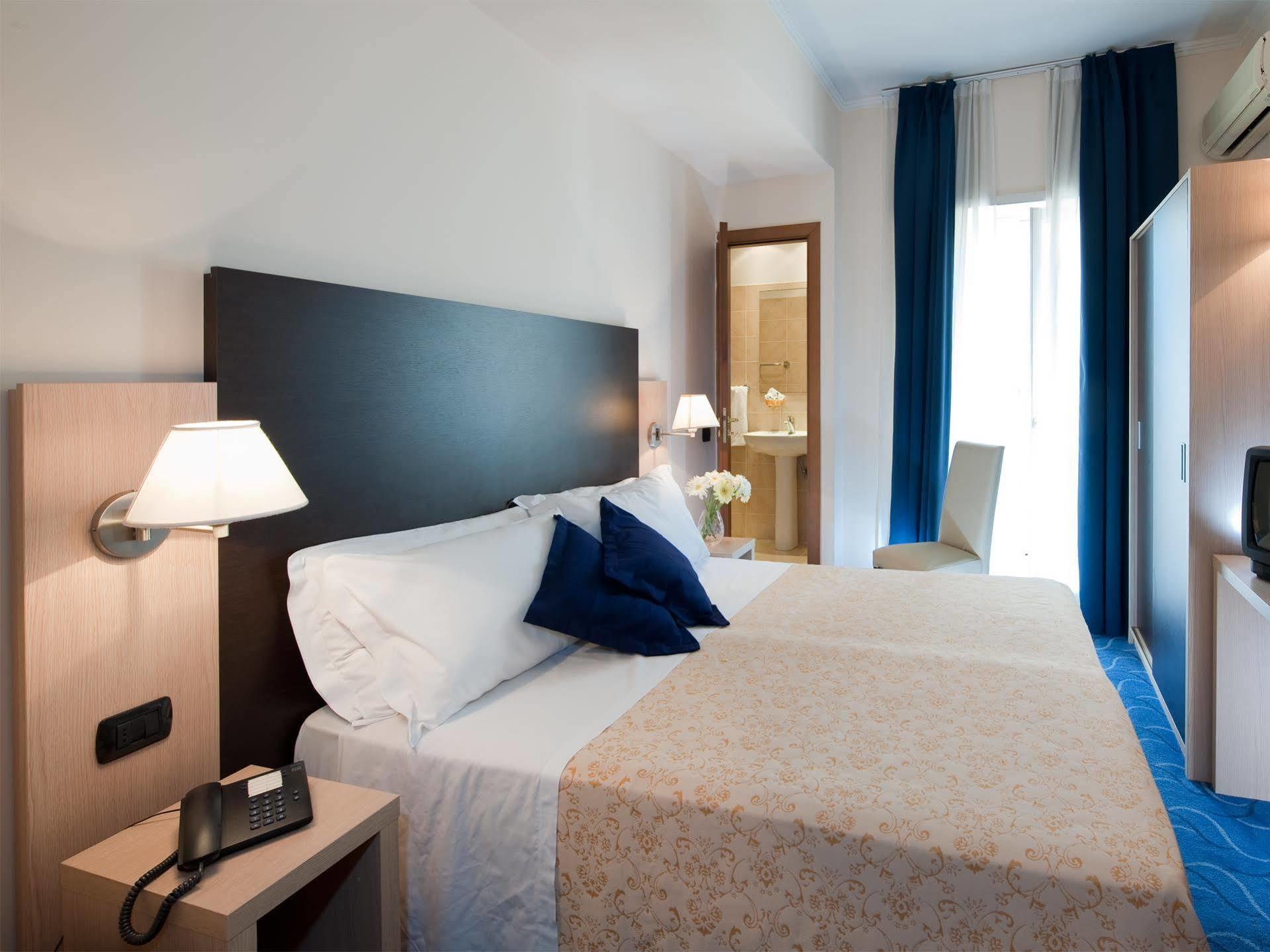 C-hotels Club House 4*