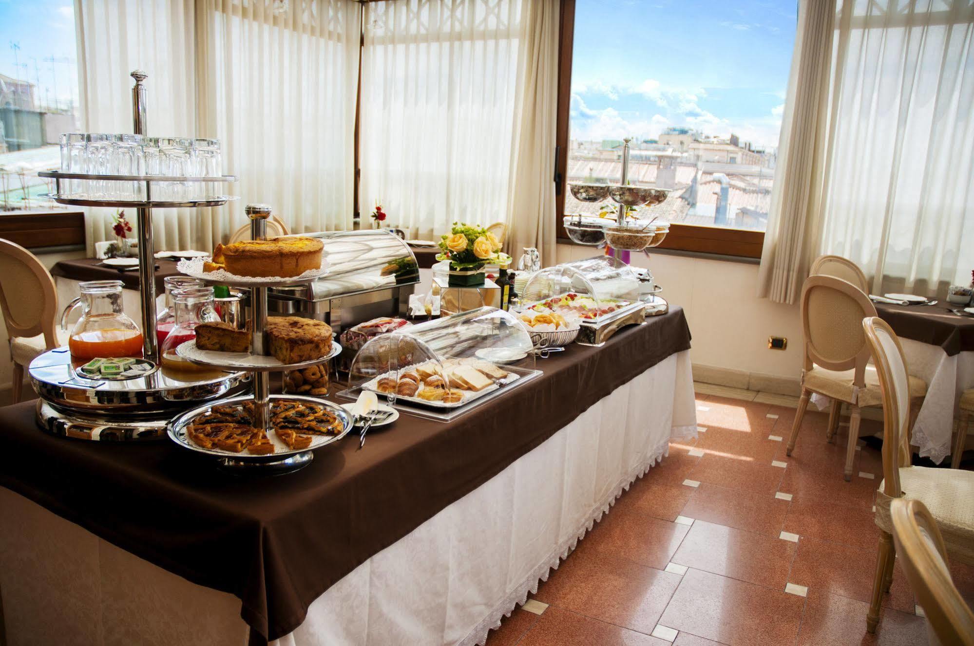 Daniel's Hotel 4*