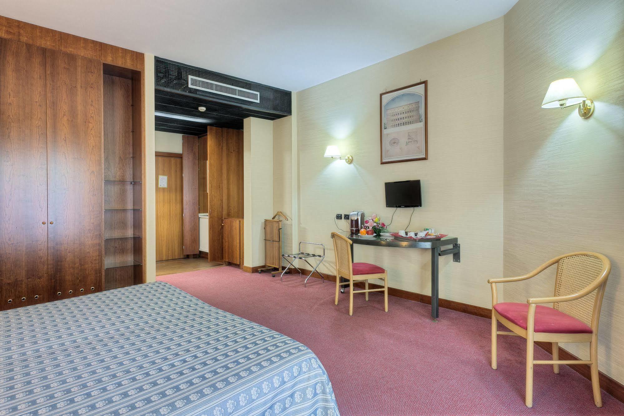 Hotel Petra Rome