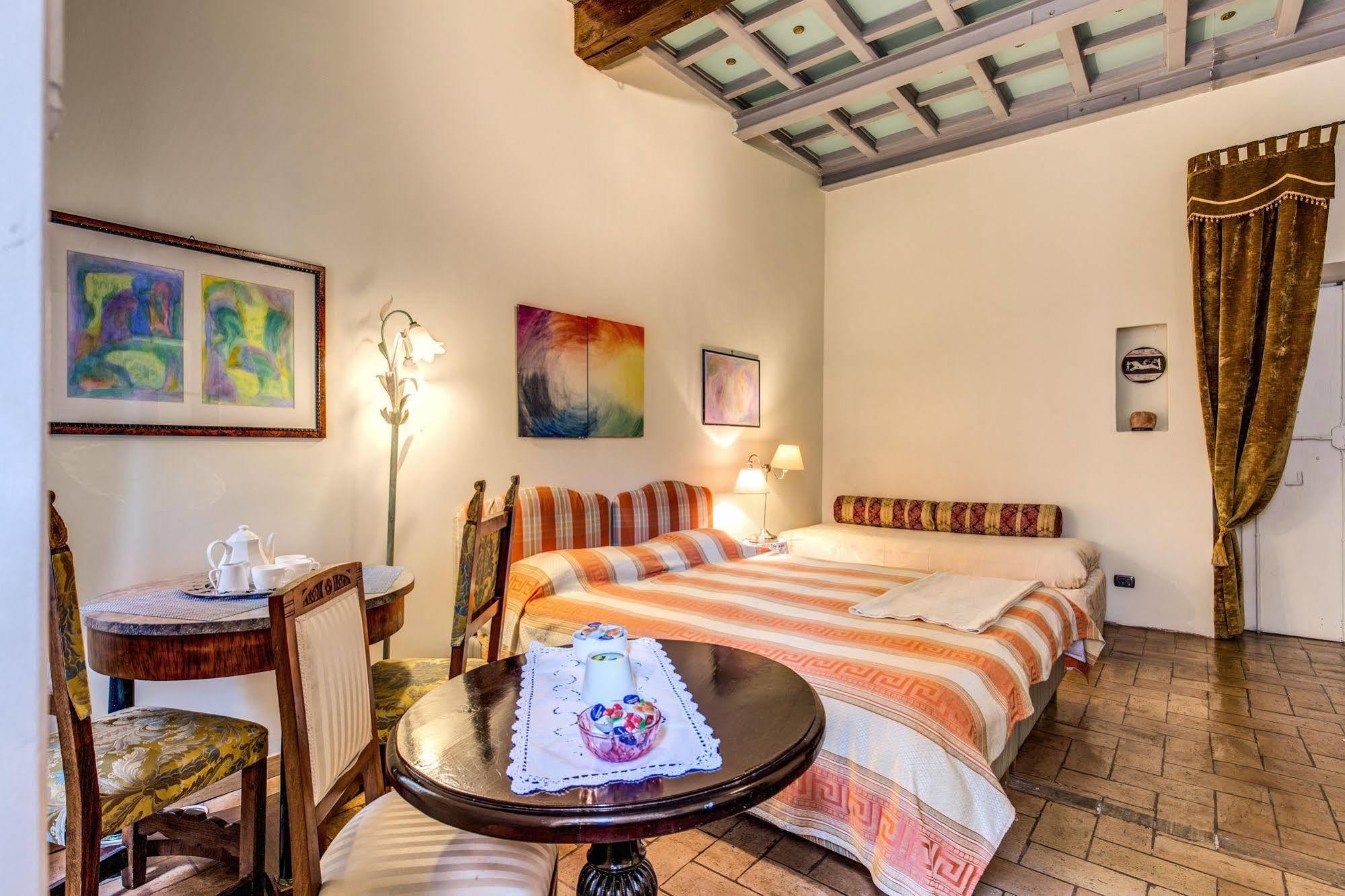 Guest house La Casa Del Capitano Rome